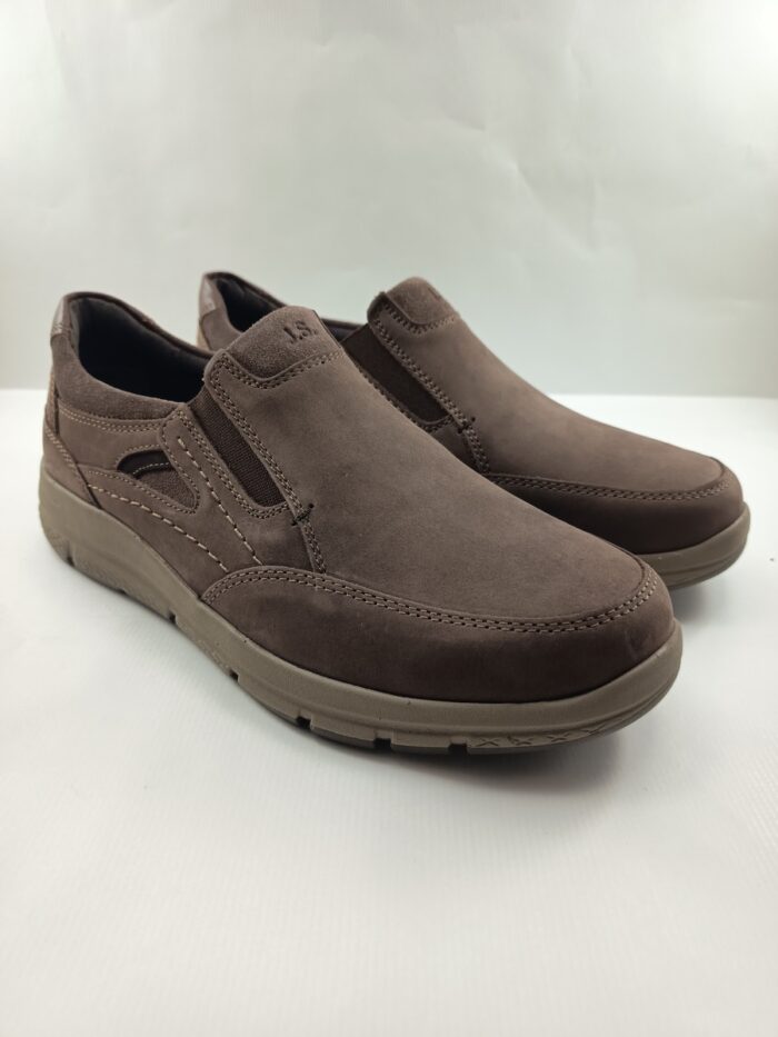 Semi-sport de piel marron sin cierres y goma elastica, Josef seibel mod. 57409 - Imagen 2