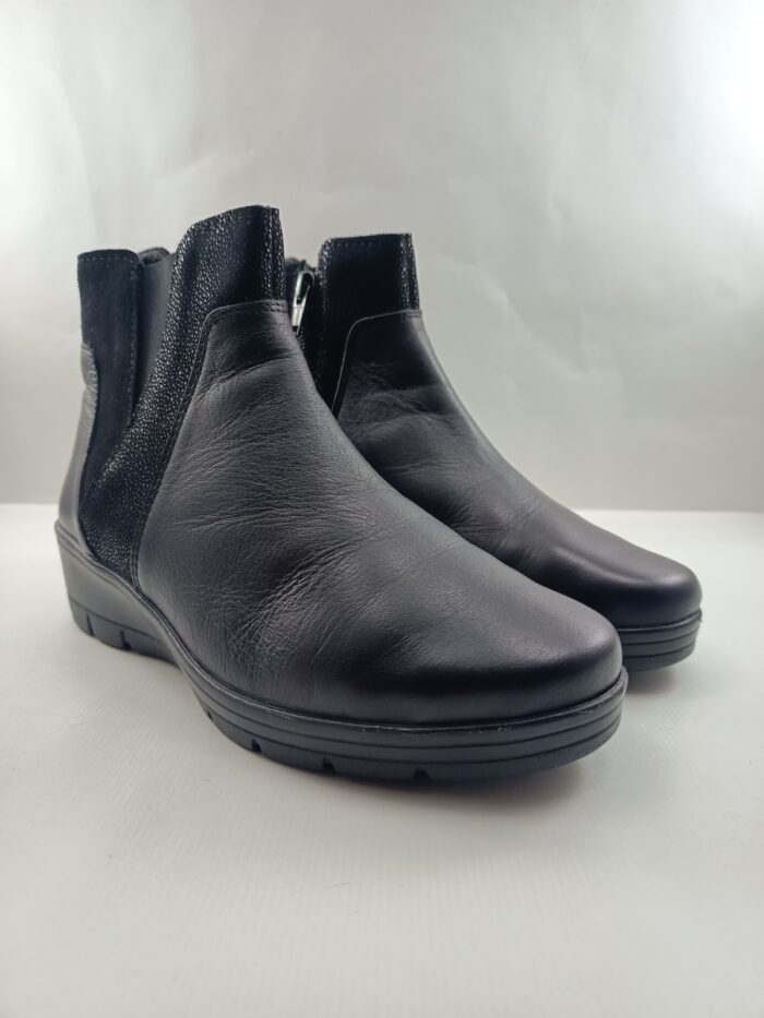 Bota de piel negra con cierre de cremallera, Lumel mod. 7651 - Imagen 2