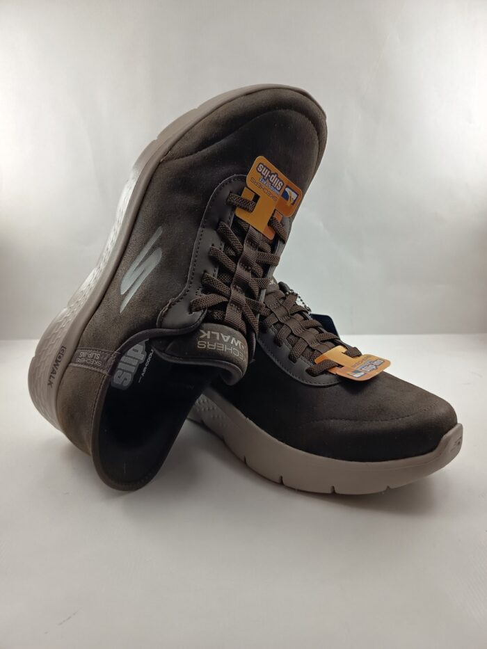 Semi-sport sintetico marron sin cierres, modelo sliping, Skechers mod. 216326
