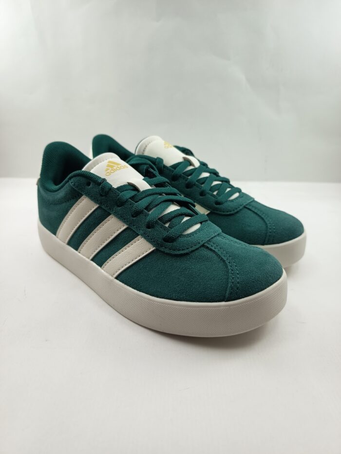 Semi-sport sintetico verde con cierre de cordon, Adidas mod. ID6309
