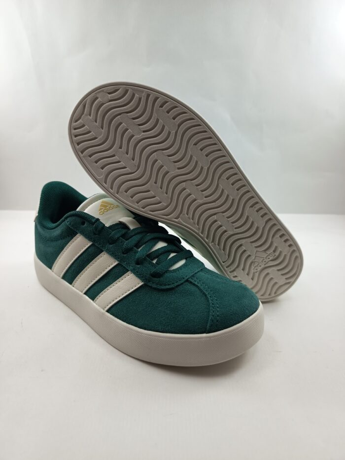 Semi-sport sintetico verde con cierre de cordon, Adidas mod. ID6309 - Imagen 3