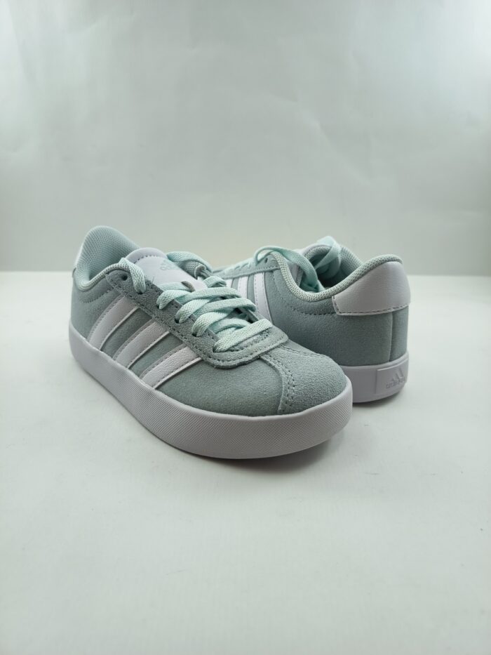 Semi-sport sintetico gris con cierre de cordon, Adidas mod. IH2406 - Imagen 2