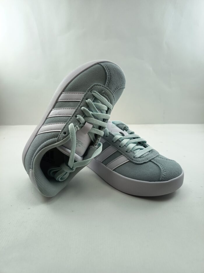 Semi-sport sintetico gris con cierre de cordon, Adidas mod. IH2406 - Imagen 4