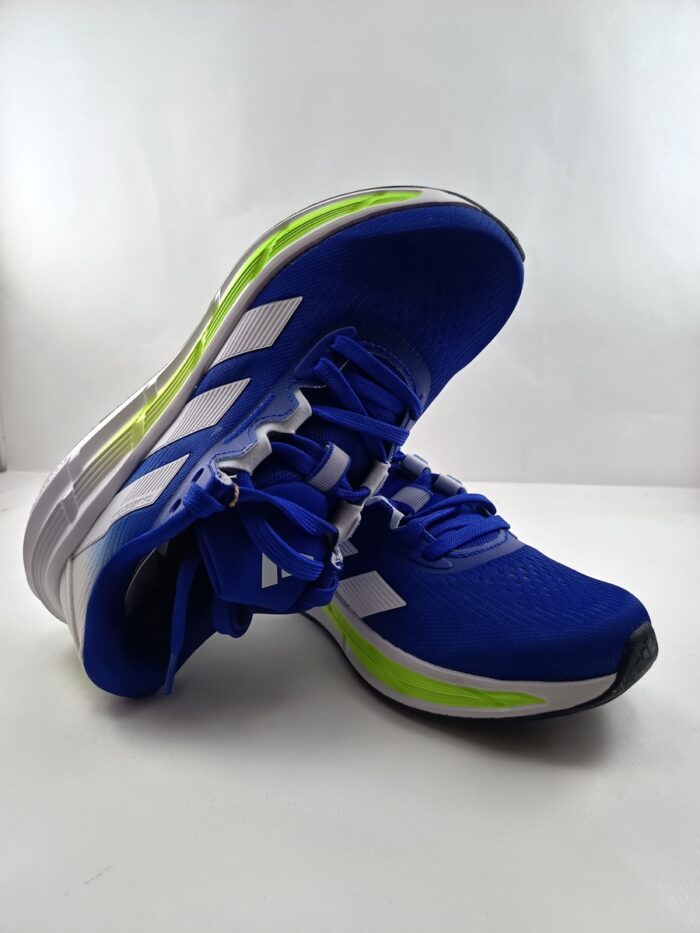 Deportivo sintetico azul con cierre de cordon, Adidas mod. JQ5083 - Imagen 4