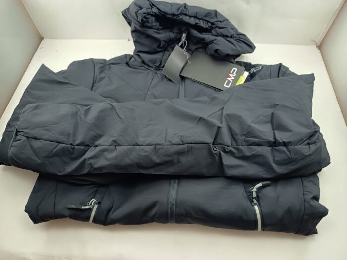 Chaqueta sintetica negra con cierre de cremallera, Cmp mod. Z2576