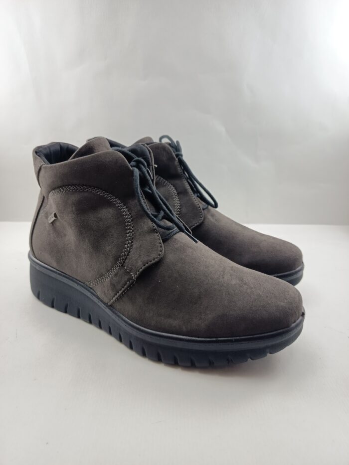 Bota de ante gris con cierre de cordon, Josef seibel mod. 55350