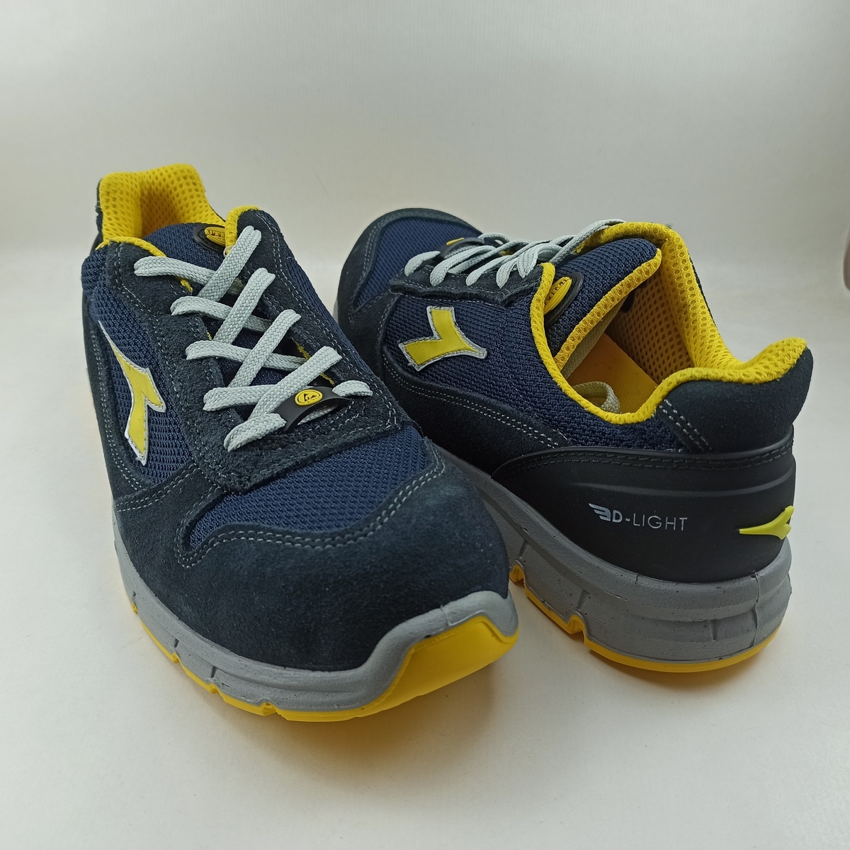 Deportivo de seguridad azul Diadora con cordon run text low 701-175305-1246 - Imagen 3