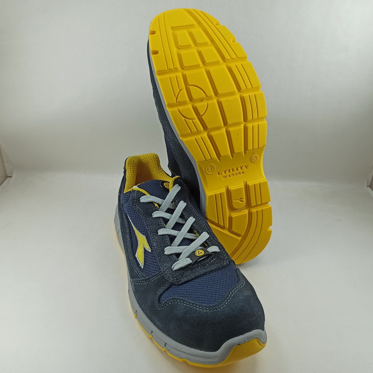 Deportivo de seguridad azul Diadora con cordon run text low 701-175305-1246 - Imagen 4