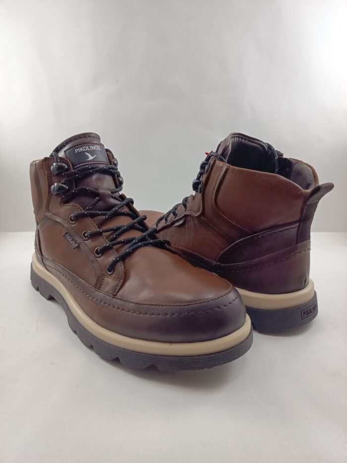 Bota de piel cuero con cierre de cordon, Pikolinos mod. 8107C1 - Imagen 2