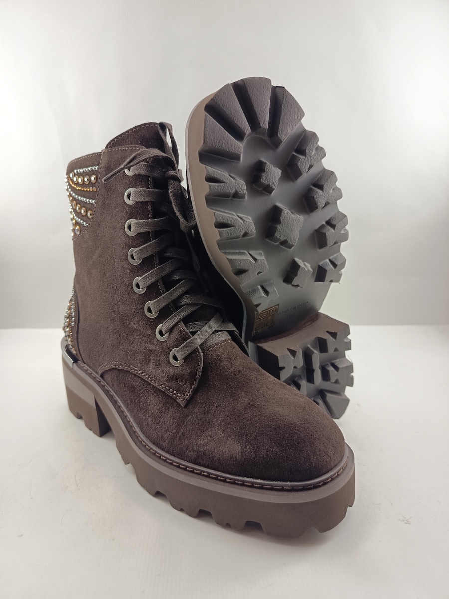 Bota de ante marron con cierre de cordon y cremallera, Alma en pena mod. 54401 - Imagen 3