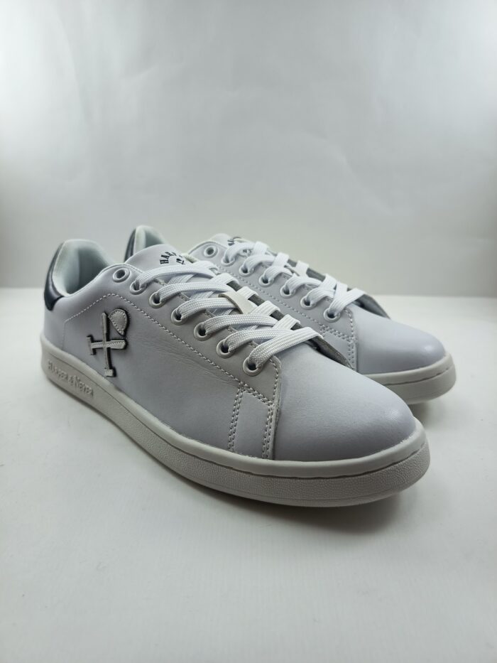 Semi-sport de piel blanco con cierre de cordon, Harper and never mod. 124004