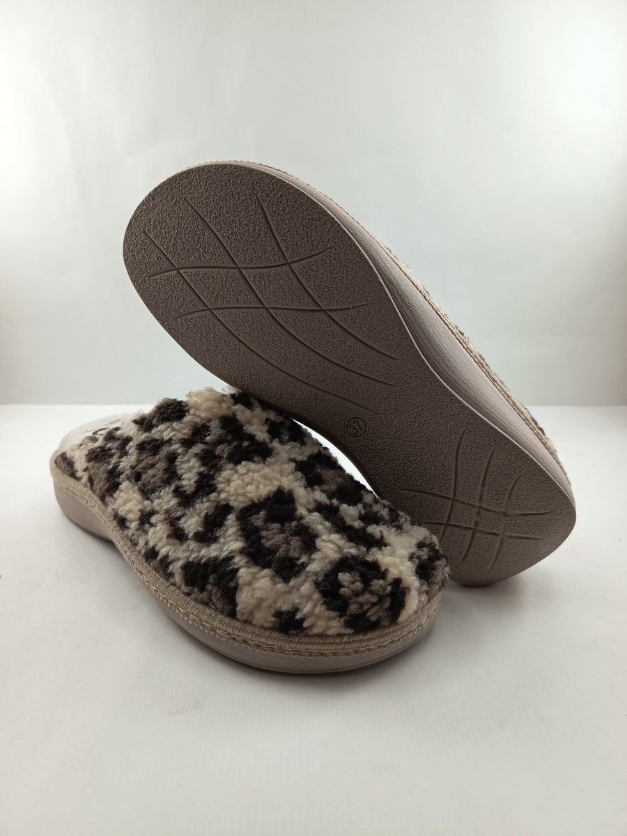 Alpargata de casa tipo chancla sintetica multicolor sin cierres, Salvi mod. 18L000 - Imagen 4