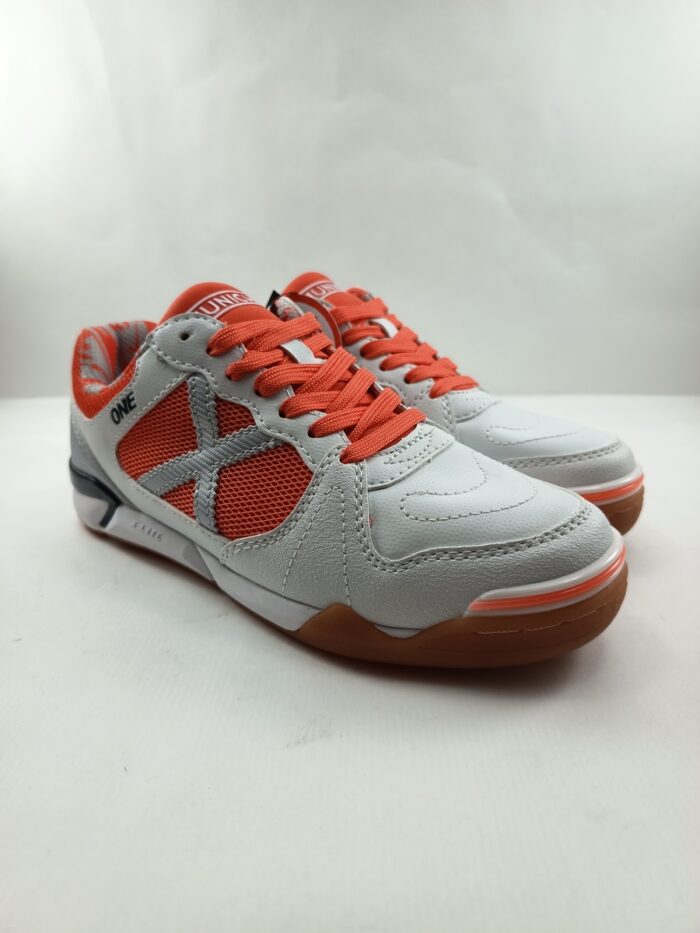 Semi-sport sintetico naranja con cierre de cordon, Munich mod. 1431075