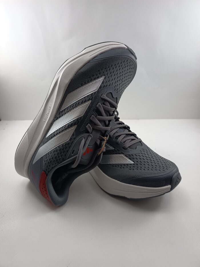 Deportivo sintetico gris con cierre de cordon, Adidas mod. JS3497 - Imagen 4