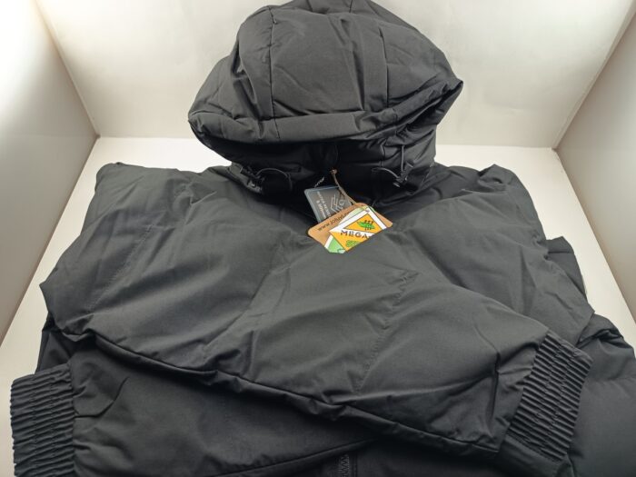 Chaqueta sintetica negra con cierre de cremallera, Joluvi mod. 237794