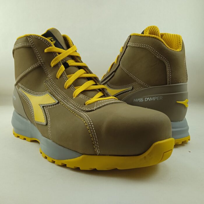 Bota de seguridad en piel gris con cierre de cordon, Diadora mod. Glove mds mid s3 - Imagen 3