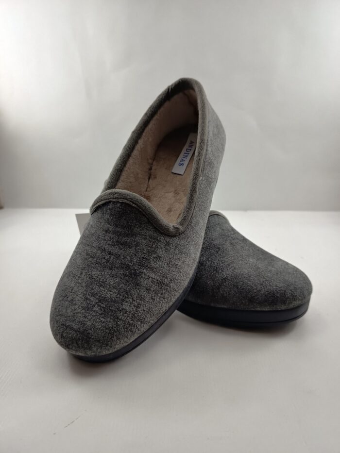 Zapatilla sintetica gris sin cierres, Andinas mod. 9881-26